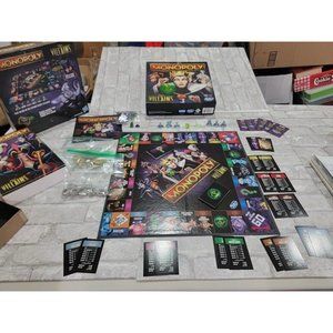Monopoly: Disney Villains Edition Board Game for Kids Ages 8+ COMPLETE LIKE NEW!